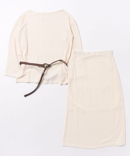 Lace Ladies(レースレディース)の「透かし編み クルーネック ベルト付き ニット セットアップ(セットアップ・レディース・アイボリー/ブラック/ベージュ・FREE)」の13枚目の写真
