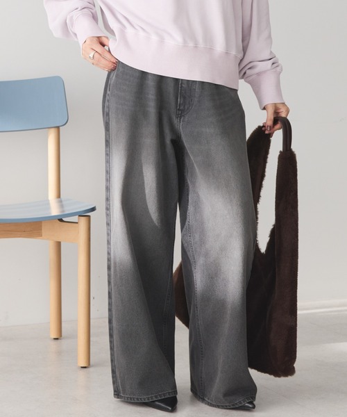 AMERICAN HOLIC（アメリカンホリック）の「ワイドデニム【WEB限定サイズ有り】（デニムパンツ・レディース・ブラック/ライトインディゴブルー/グレー・XS/L/M/S）」の3枚目の写真