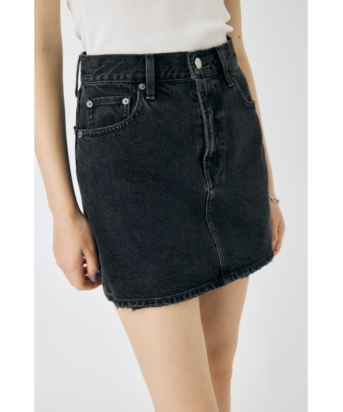 MOUSSY(マウジー)の「DENIM ミニスカート(デニムスカート・レディース・ワンウォッシュ/ブラック・0/1/2)」の9枚目の写真