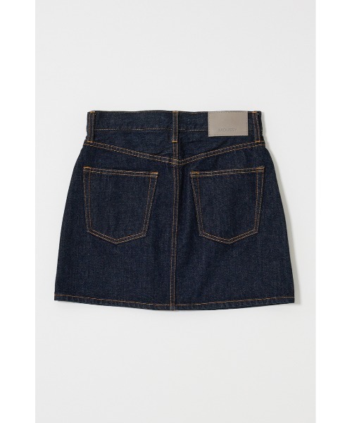 MOUSSY(マウジー)の「DENIM ミニスカート(デニムスカート・レディース・ワンウォッシュ/ブラック・0/1/2)」の4枚目の写真