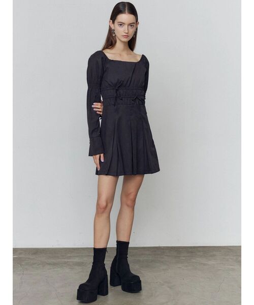 EMODA（エモダ）の「バルキープランプショートフィットブーツ（ブーツ・レディース・ブラック/アイボリー・SMALL/MEDIUM/LARGE）」の5枚目の写真