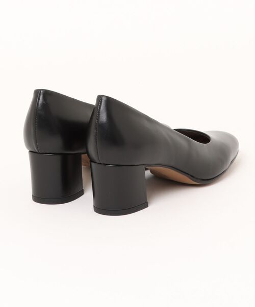 MACKINTOSH PHILOSOPHY（ﾏｯｷﾝﾄｯｼｭ ﾌｨﾛｿﾌｨｰ）の「ラウンドスクエアトゥプレーンパンプス（パンプス・レディース・ブラック/ベージュ・22.5cm/23.0cm/23.5cm/24.0cm/24.5cm/22.0cm）」の3枚目の写真