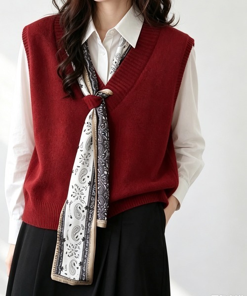 Miniministore(ミニミニストア)の「Vネックニットベストスカーフ付き 韓国風(ベスト・レディース・ブラック/グレー/ホワイト/ワインレッド/ネイビー・FREE)」の5枚目の写真