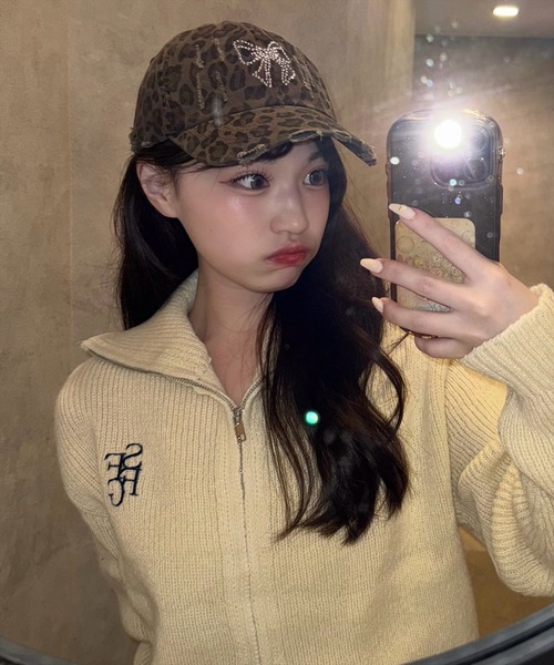 clear（クリア）の「ラインストーンヒョウ柄ダメージキャップ［Y2K カジュアル 着回し力抜群］≪AW新作≫（キャップ・レディース・ブラウン・F）」の7枚目の写真