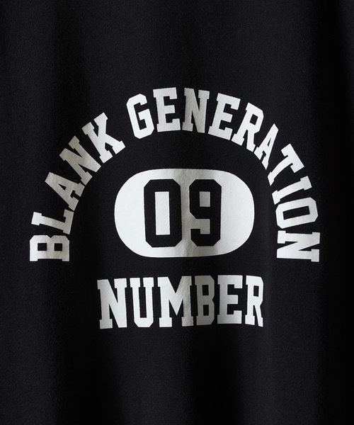 NUMBER (N)INE（ナンバーナイン）の「VINTAGE GAZETTE COLLEGE LOGO CREWNECK SWEATSHIRT / ヴィンテージ ガゼット カレッジ ロゴ クルーネック スウェット（スウェット・メンズ・ブラック/オートミール・2/3/4）」の6枚目の写真