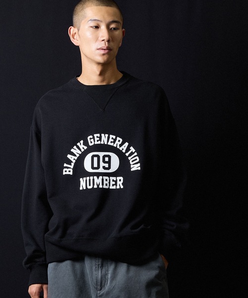 NUMBER (N)INE（ナンバーナイン）の「VINTAGE GAZETTE COLLEGE LOGO CREWNECK SWEATSHIRT / ヴィンテージ ガゼット カレッジ ロゴ クルーネック スウェット（スウェット・メンズ・ブラック/オートミール・2/3/4）」の16枚目の写真