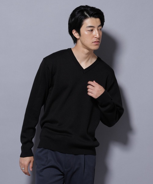 NANO universe（ナノユニバース）の「タスマニアウールミックス　ミラノリブリラックスＶネックニット（ニット/セーター・メンズ・トップグレー/ブラック/レッド/ダークブルー・M/S/L）」の12枚目の写真