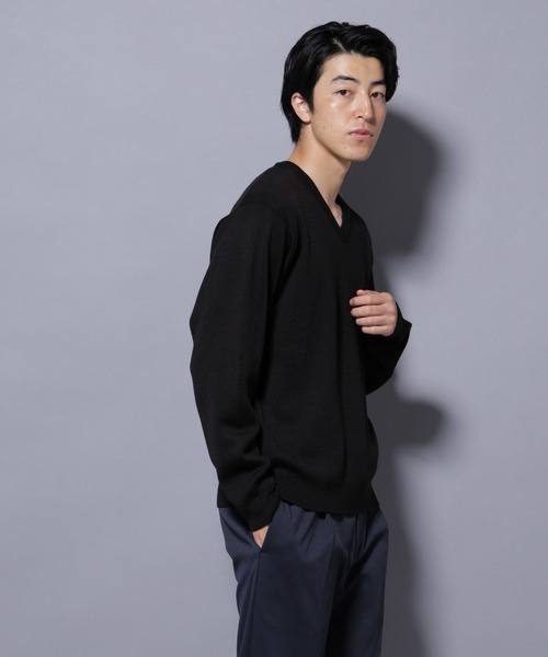 NANO universe（ナノユニバース）の「タスマニアウールミックス　ミラノリブリラックスＶネックニット（ニット/セーター・メンズ・トップグレー/ブラック/レッド/ダークブルー・M/S/L）」の14枚目の写真