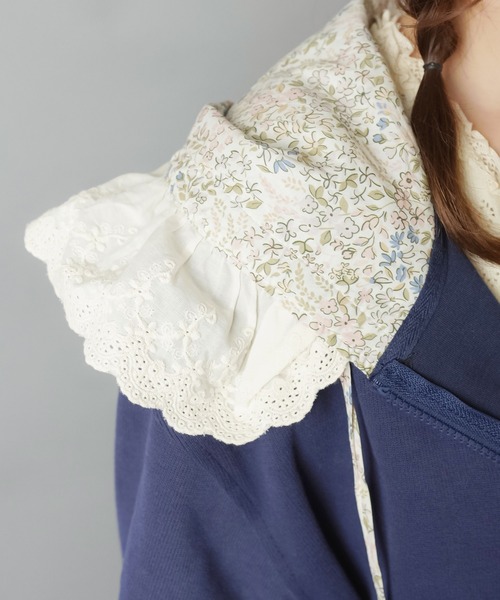 SPINNS（スピンズ）の「【販売NG】裏毛ジップパーカー/レース付きフード/小花柄/NEO森ガール（パーカー・レディース・アイボリー/ネイビー/ライトグリーン・ONESIZE）」の17枚目の写真