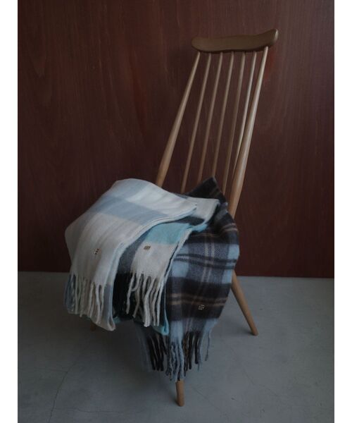 LAGUNAMOON（ラグナムーン）の「ワイドチェックストール（ストール/ショール・レディース・ベージュ/ブルー/ブラウン・FREE）」の10枚目の写真