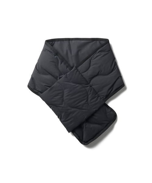 Snow Peak(スノーピーク)の「Snow Peak / Seamless Quilted Down Stole シームレスキルティングダウンストール(マフラー・メンズ・ブラック/オリーブ・ONE SIZE)」の8枚目の写真