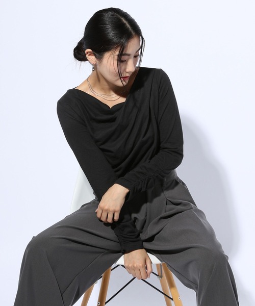 GLOBAL WORK（グローバルワーク）の「ドレープトップス長袖/599665（Tシャツ/カットソー・レディース・チャコールグレー/ブラック・MEDIUM/LARGE）」の7枚目の写真