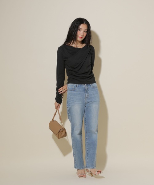 GLOBAL WORK（グローバルワーク）の「ドレープトップス長袖/599665（Tシャツ/カットソー・レディース・チャコールグレー/ブラック・MEDIUM/LARGE）」の12枚目の写真