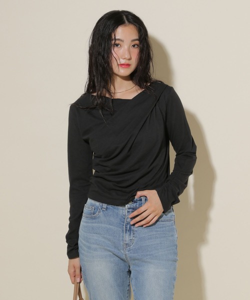 GLOBAL WORK（グローバルワーク）の「ドレープトップス長袖/599665（Tシャツ/カットソー・レディース・チャコールグレー/ブラック・MEDIUM/LARGE）」の14枚目の写真