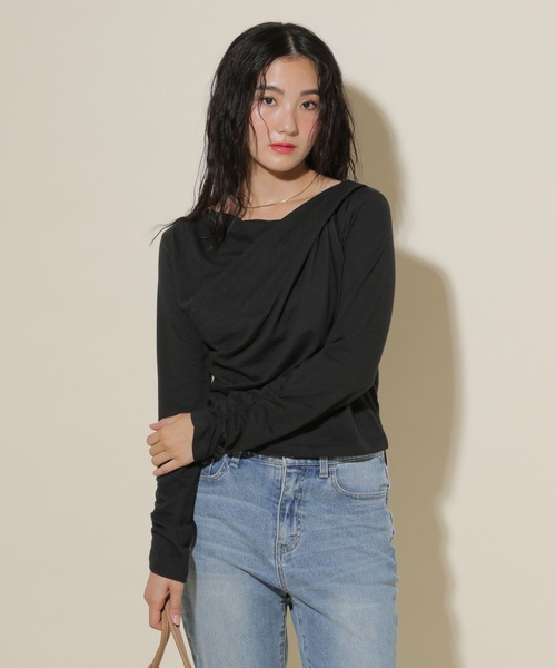 GLOBAL WORK（グローバルワーク）の「ドレープトップス長袖/599665（Tシャツ/カットソー・レディース・チャコールグレー/ブラック・MEDIUM/LARGE）」の17枚目の写真