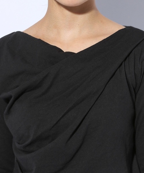 GLOBAL WORK（グローバルワーク）の「ドレープトップス長袖/599665（Tシャツ/カットソー・レディース・チャコールグレー/ブラック・MEDIUM/LARGE）」の22枚目の写真