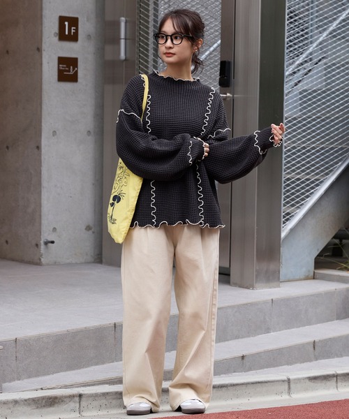 BELLMORE ベルモア エンブレムロングスリーブブイネックニット　ブラック Tops – BELLMORE