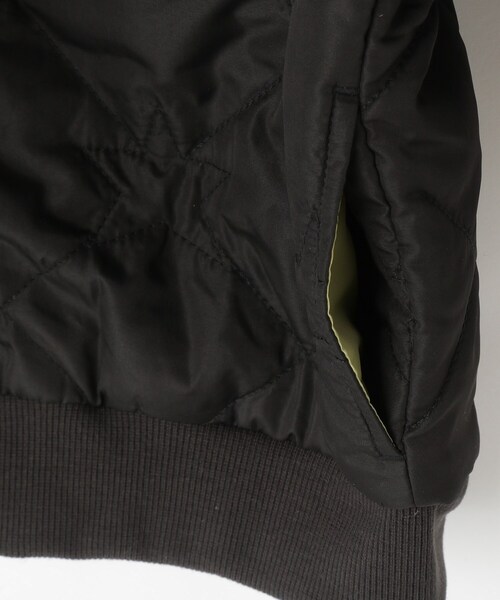 SHOO・LA・RUE（シューラルー）の「【100-150cm】星キルトリブブルゾン（ブルゾン・キッズ・ブラック/カーキ・10/11/12/13/14/15 ）」の10枚目の写真