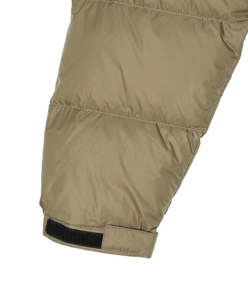 THE NORTH FACE(ザノースフェイス)の「THE NORTH FACE Short Nuptse Jacket NDW92555(ダウンジャケット/コート・レディース・カーキ/ブラック・MEDIUM/SMALL/LARGE)」の7枚目の写真