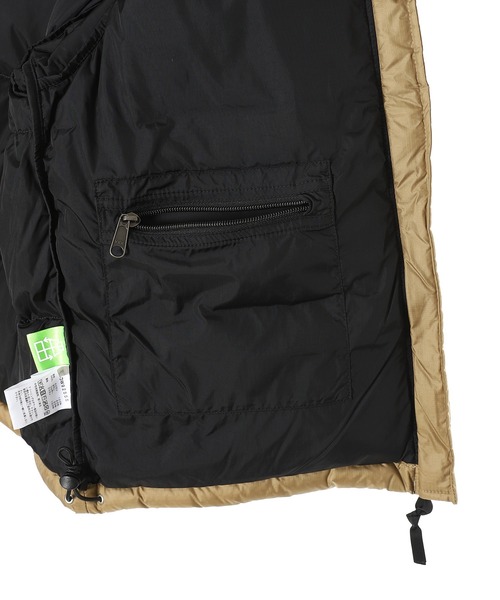 THE NORTH FACE(ザノースフェイス)の「THE NORTH FACE Short Nuptse Jacket NDW92555(ダウンジャケット/コート・レディース・カーキ/ブラック・MEDIUM/SMALL/LARGE)」の9枚目の写真