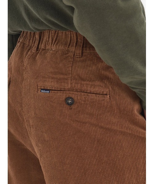 Barbour(バブアー)の「コーデュロイ ストレッチ パンツ(リラックスフィット)(その他パンツ・メンズ・ネイビー/イエロー/ブラウン/グリーン・28/30/32)」の9枚目の写真