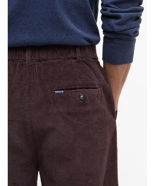 Barbour(バブアー)の「コーデュロイ ストレッチ パンツ(リラックスフィット)(その他パンツ・メンズ・ネイビー/イエロー/ブラウン/グリーン・28/30/32)」の14枚目の写真