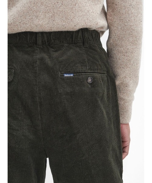 Barbour(バブアー)の「コーデュロイ ストレッチ パンツ(リラックスフィット)(その他パンツ・メンズ・ネイビー/イエロー/ブラウン/グリーン・28/30/32)」の19枚目の写真