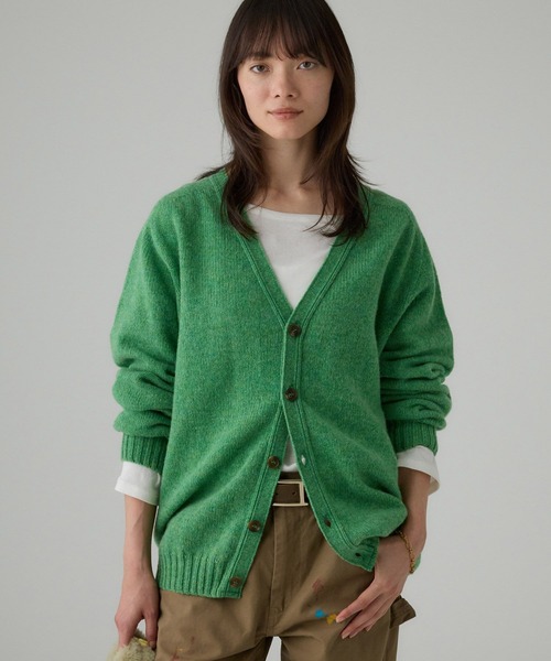 BABYLONE(バビロン)の「【Harley of scotland】<別注>Vネックカーディガン(カーディガン/ボレロ・レディース・オフホワイト/グレー/ブルー/レッド/グリーン・フリー)」の3枚目の写真