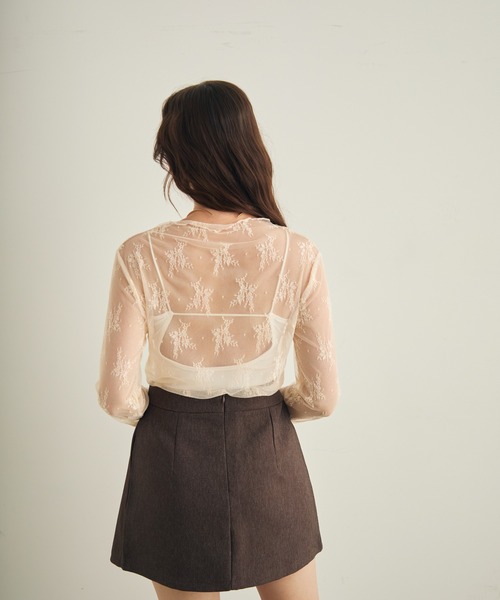 Lunea（ルネア）の「花柄レースシアートップス（シャツ/ブラウス・レディース・ブラウン/ホワイト/ブラック/アイボリー・FREE）」の19枚目の写真