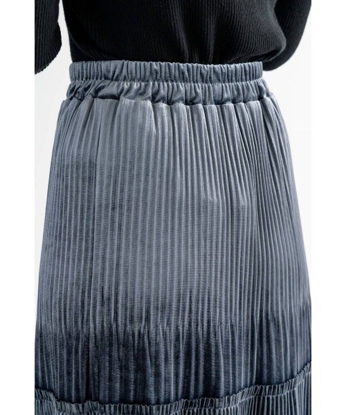 M.deux（エムドゥ）の「ベロアギャザースカート（スカート・レディース・ダークブラウン/グレイッシュブルー・MEDIUM）」の12枚目の写真