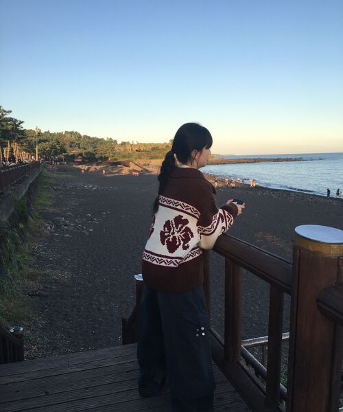 ROCKCAKE（ロックケーキ）の「Flower Cowichan Cardigan - Brown（カーディガン/ボレロ・レディース・その他・SMALL）」の21枚目の写真