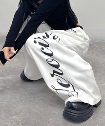FOLLOWIN（フォロウィン）の「サイドレタリングワイドスウェットパンツ（スウェットパンツ）」