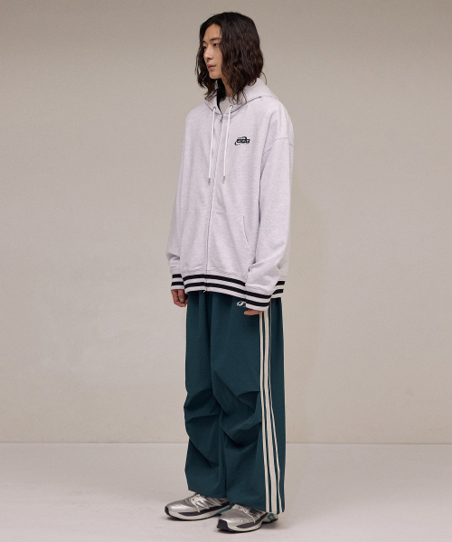 F.ILLUMINATE(フィルミネイト)の「ナイロンツーピンタックテーピングパンツ-ブルーグリーン(スウェットパンツ・レディース・その他・SMALL/MEDIUM/LARGE/X-SMALL)」の5枚目の写真