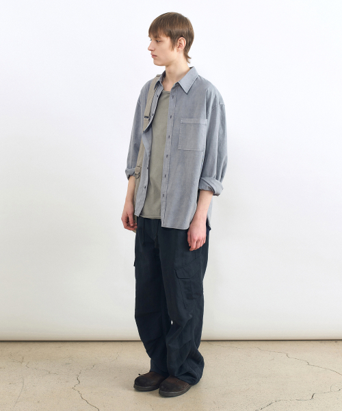 INSILENCE（インサイロンス）の「パラシュートカーゴパンツ NAVY（その他パンツ・レディース・その他・SMALL/MEDIUM）」の2枚目の写真