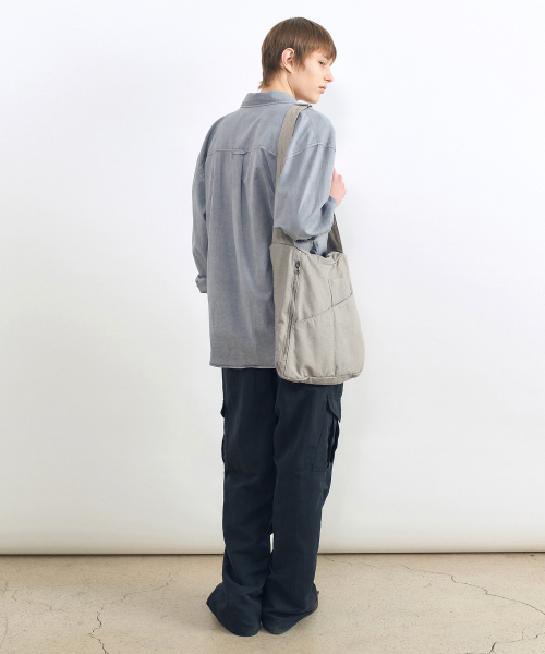 INSILENCE（インサイロンス）の「パラシュートカーゴパンツ NAVY（その他パンツ・レディース・その他・SMALL/MEDIUM）」の4枚目の写真