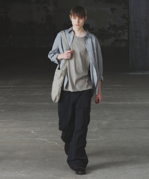 INSILENCE（インサイロンス）の「パラシュートカーゴパンツ NAVY（その他パンツ・レディース・その他・SMALL/MEDIUM）」の5枚目の写真