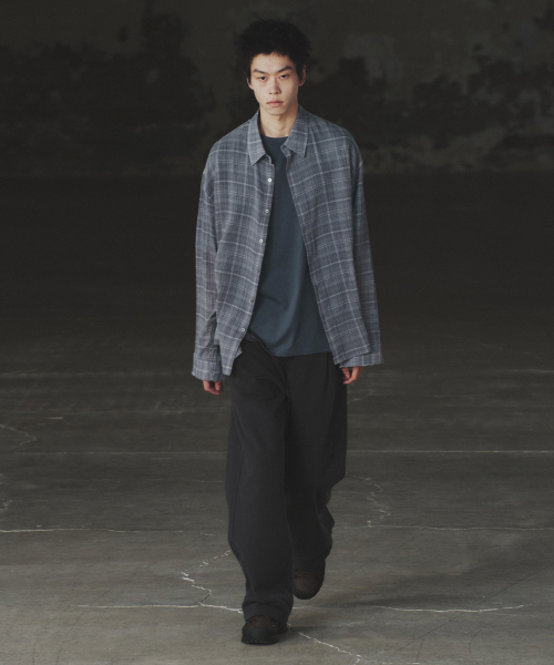 INSILENCE(インサイロンス)の「デミジタックスウェットパンツ CHARCOAL(スウェットパンツ・レディース・その他・SMALL/MEDIUM/LARGE)」の5枚目の写真