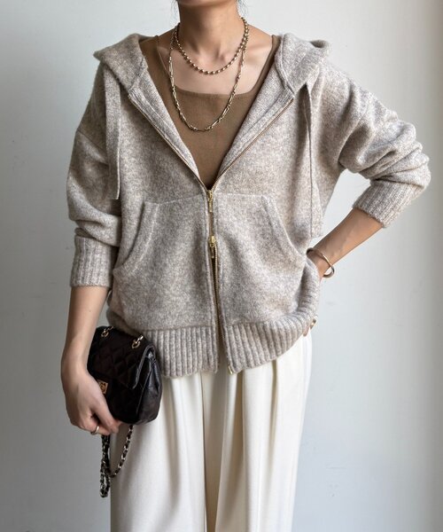 DouDou（ドゥドゥ）の「ホイップヤーンジップフーディー（カーディガン/ボレロ・レディース・チャコールグレー/ホワイト系その他/グレイッシュベージュ・FREE）」の9枚目の写真