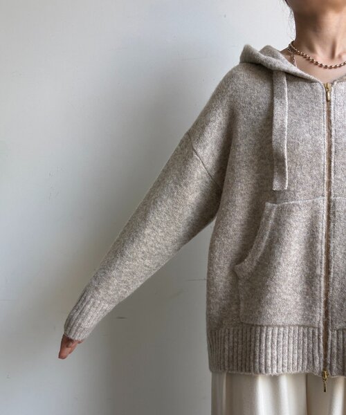 DouDou（ドゥドゥ）の「ホイップヤーンジップフーディー（カーディガン/ボレロ・レディース・チャコールグレー/ホワイト系その他/グレイッシュベージュ・FREE）」の18枚目の写真