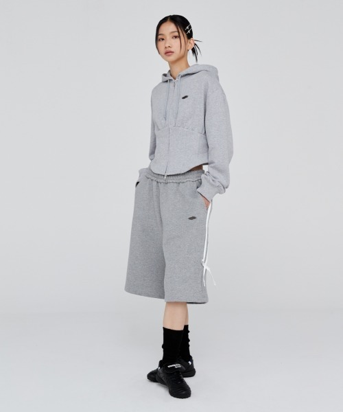 Opening Project(オープニングプロジェクト)の「W Corset Hood Zip-up / コルセットデザイン ワンポイント刺繍 ジップアップフーディー(パーカー・レディース・グレー/カーキ・S/M)」の5枚目の写真
