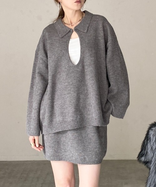 She's Closet(シーズクローゼット)の「深vネック長袖オーバーサイズスキッパーポロニット&ミニスカートセットアップ(セットアップ・レディース・ブラウン/ベージュ/グレー/ブラック・FREE)」の2枚目の写真