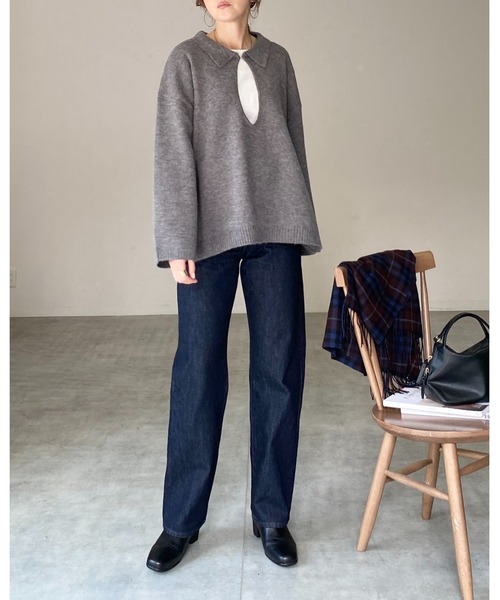 She's Closet(シーズクローゼット)の「深vネック長袖オーバーサイズスキッパーポロニット&ミニスカートセットアップ(セットアップ・レディース・ブラウン/ベージュ/グレー/ブラック・FREE)」の10枚目の写真