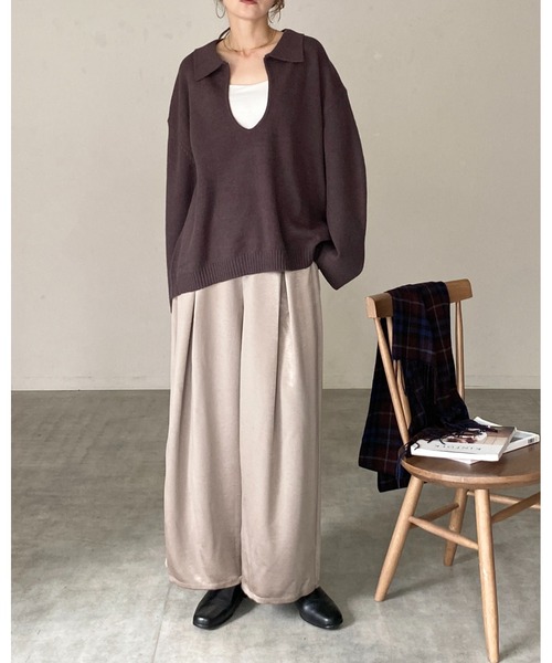 She's Closet(シーズクローゼット)の「深vネック長袖オーバーサイズスキッパーポロニット&ミニスカートセットアップ(セットアップ・レディース・ブラウン/ベージュ/グレー/ブラック・FREE)」の15枚目の写真