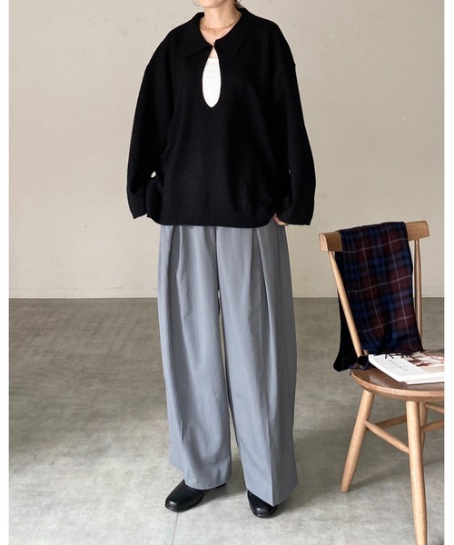 She's Closet(シーズクローゼット)の「深vネック長袖オーバーサイズスキッパーポロニット&ミニスカートセットアップ(セットアップ・レディース・ブラウン/ベージュ/グレー/ブラック・FREE)」の16枚目の写真