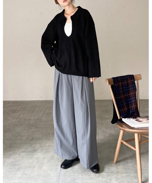 She's Closet(シーズクローゼット)の「深vネック長袖オーバーサイズスキッパーポロニット&ミニスカートセットアップ(セットアップ・レディース・ブラウン/ベージュ/グレー/ブラック・FREE)」の17枚目の写真