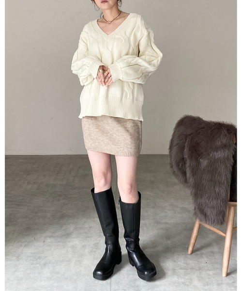 She's Closet(シーズクローゼット)の「深vネック長袖オーバーサイズスキッパーポロニット&ミニスカートセットアップ(セットアップ・レディース・ブラウン/ベージュ/グレー/ブラック・FREE)」の19枚目の写真