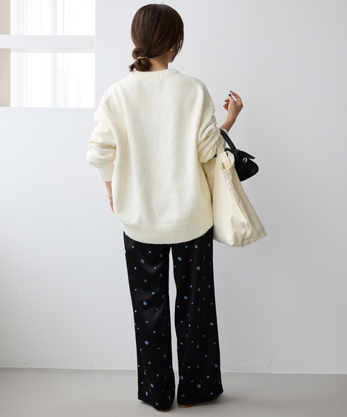 SLOBE IENA（スローブイエナ）の「Air Fit ニットプルオーバー（ニット/セーター・レディース・グレー/ホワイト/パープル/イエロー・FREE）」の20枚目の写真