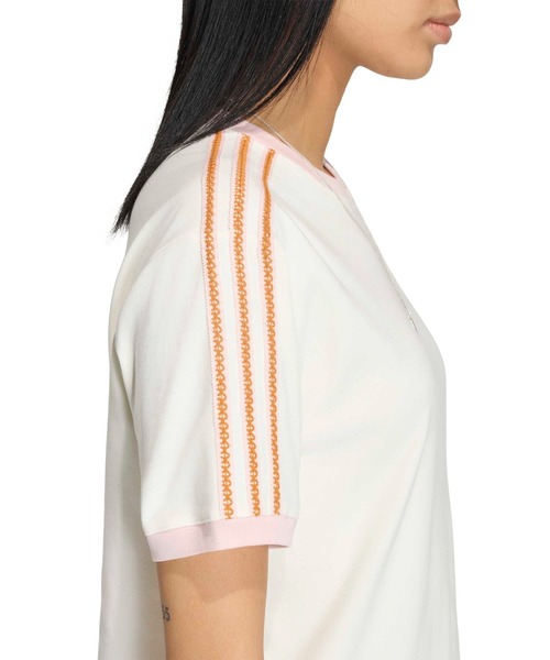 adidas(アディダス)の「adidas SUMMER GLOW ADVANCED THREE STRIPES T-SHIRT / アディダス サマーグロー アドバンスド スリーストライプス Tシャツ(Tシャツ/カットソー・レディース・ホワイト・M/L/S)」の3枚目の写真