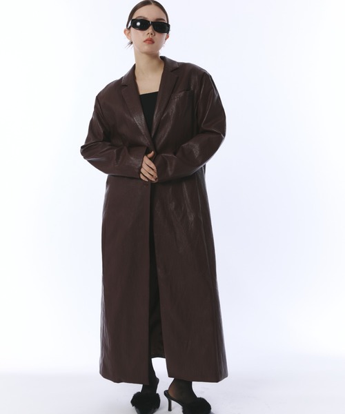 JUST A NOON（ジャストアヌーン）の「フェイクレザーテーラードロングコート（その他アウター・レディース・バーガンディー/ブラック・FREE）」の10枚目の写真