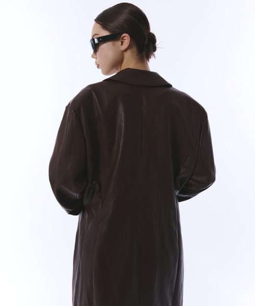 JUST A NOON（ジャストアヌーン）の「フェイクレザーテーラードロングコート（その他アウター・レディース・バーガンディー/ブラック・FREE）」の21枚目の写真